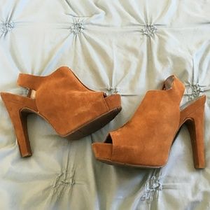 Jessica Simpson Tan Suede Heels